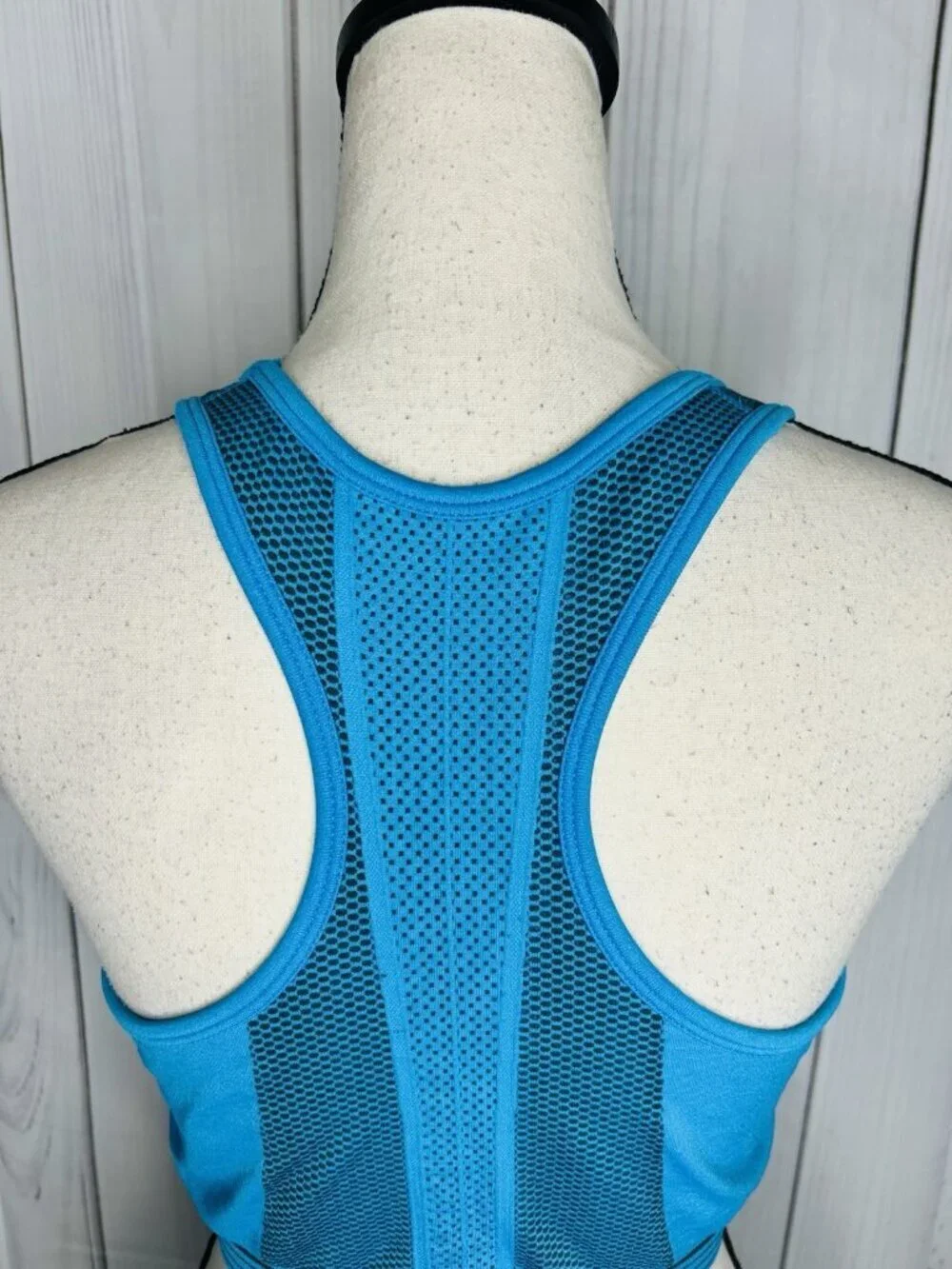 Be Inspired Electric Blue Sports Bra Size XL Racerback Removeable Pads